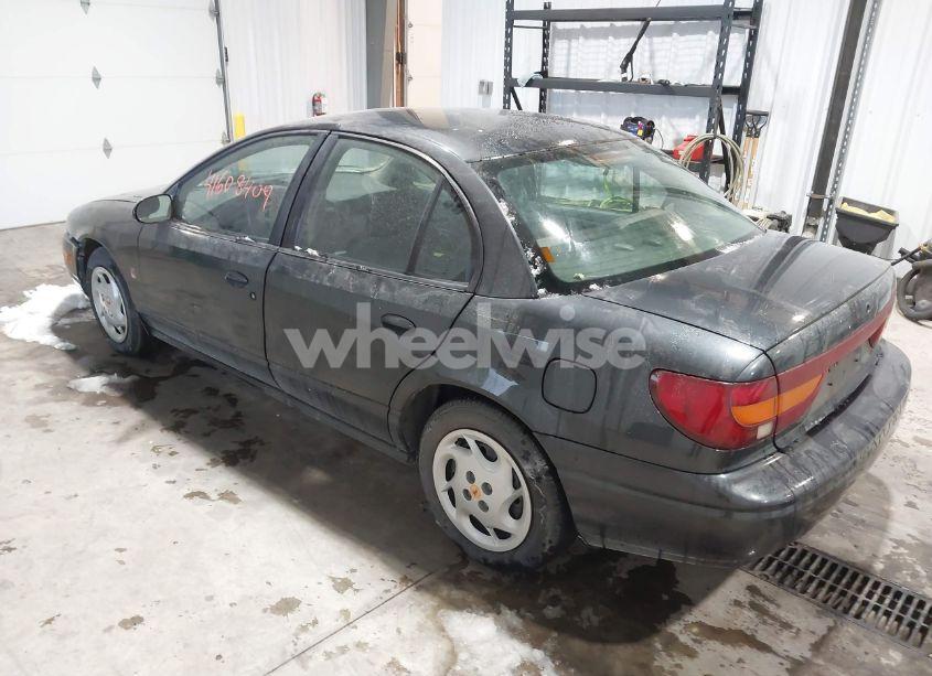 Photo 3 of 2002 Saturn S-series SL2 (VIN 1G8ZK52712Z291299)