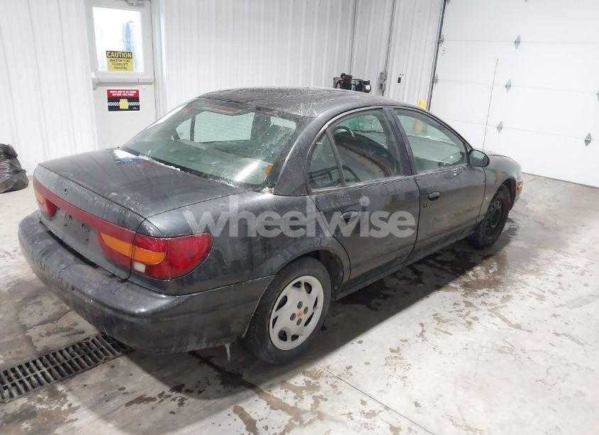 Photo 4 of 2002 Saturn S-series SL2 (VIN 1G8ZK52712Z291299)