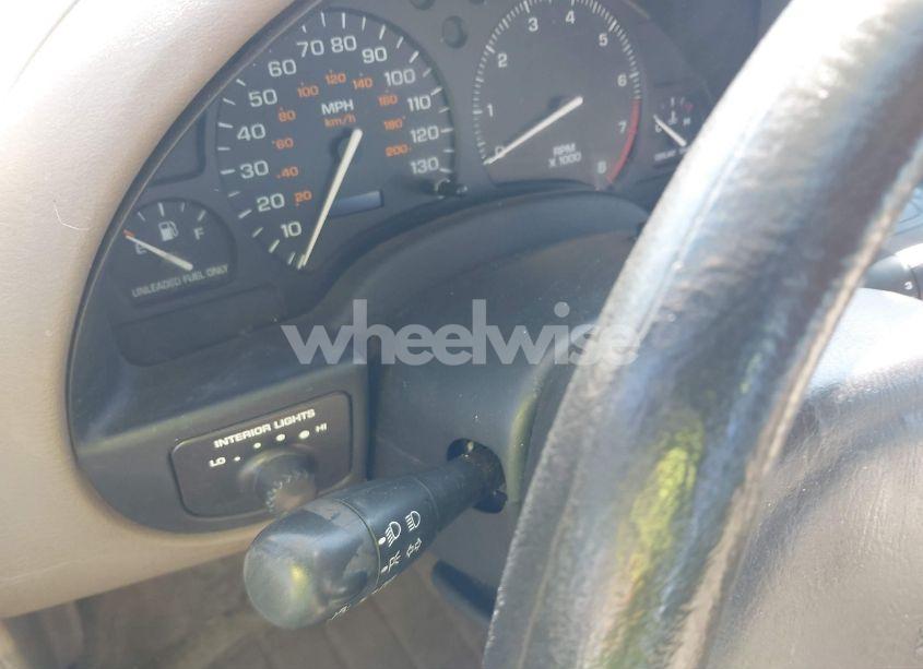 Photo 7 of 1998 Saturn Sl2 N/A (VIN 1G8ZK5272WZ236253)