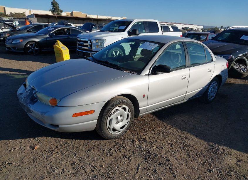 Photo 2 of 2000 Saturn Sl2 N/A (VIN 1G8ZK5273YZ188149)