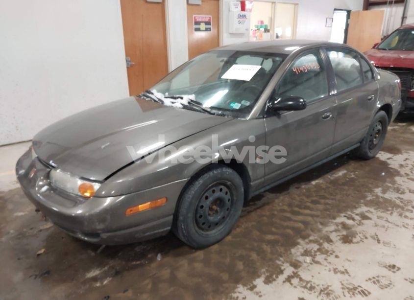 Photo 2 of 2000 Saturn Sl2 N/A (VIN 1G8ZK5273YZ233882)