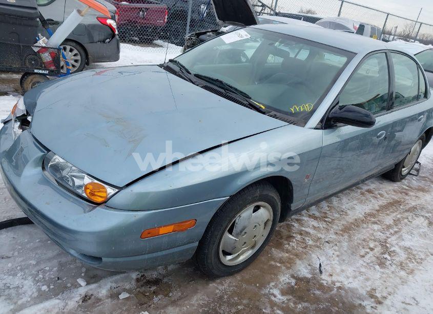 Photo 2 of 2002 Saturn S-series SL2 (VIN 1G8ZK52742Z218816)