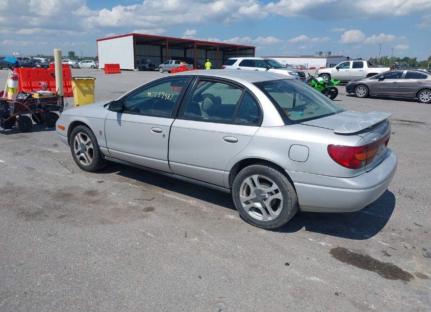 Photo 3 of 2000 Saturn Sl2 N/A (VIN 1G8ZK5274YZ234930)
