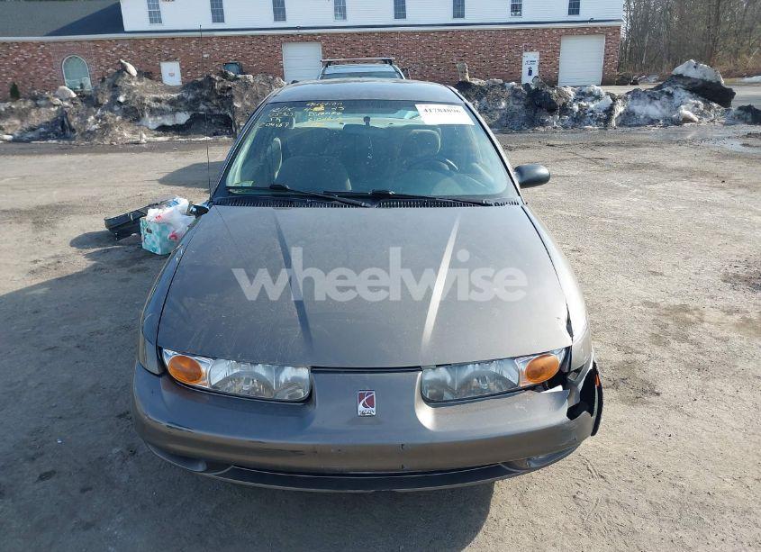 Photo 13 of 2000 Saturn Sl2 N/A (VIN 1G8ZK5275YZ244530)