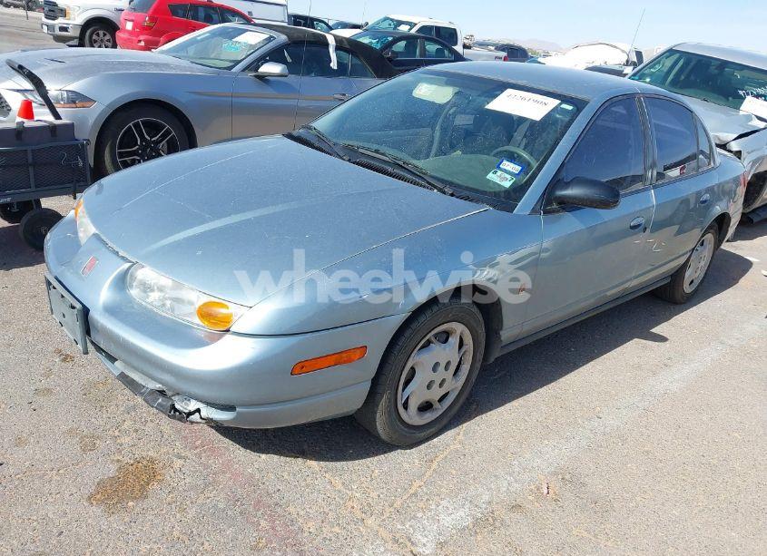 Photo 2 of 2002 Saturn S-series SL2 (VIN 1G8ZK52772Z167733)