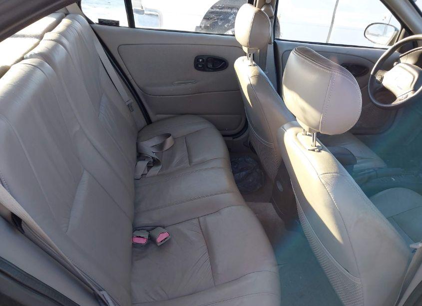 Photo 8 of 2000 Saturn Sl2 N/A (VIN 1G8ZK5278YZ138850)