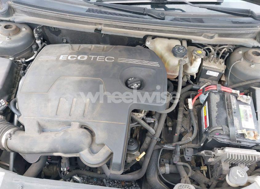 Photo 10 of 2009 Saturn Aura XE (VIN 1G8ZS57B79F143893)