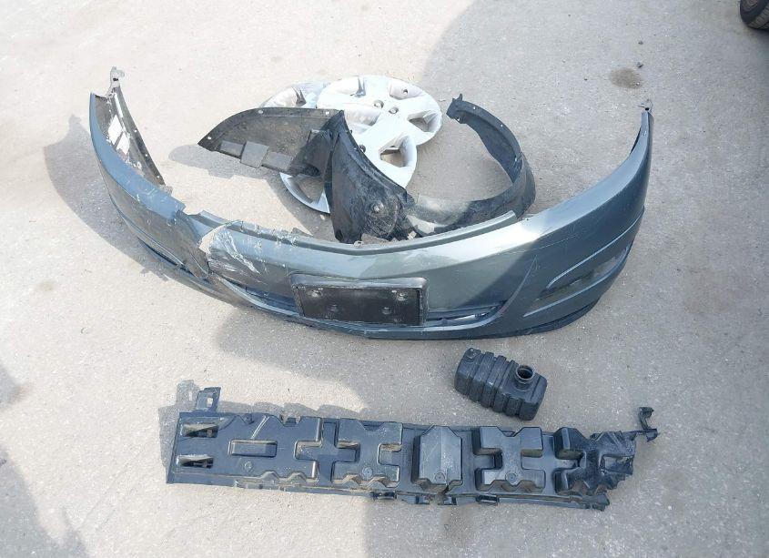 Photo 12 of 2009 Saturn Aura XE (VIN 1G8ZS57B99F104660)