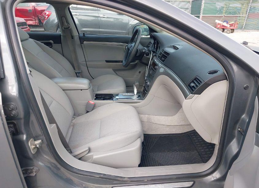 Photo 5 of 2009 Saturn Aura XE (VIN 1G8ZS57B99F104660)