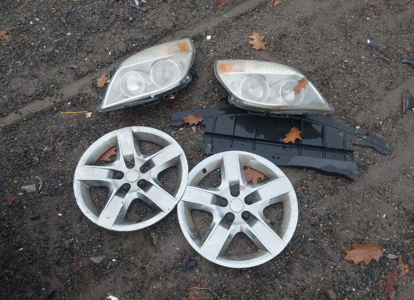 Photo 12 of 2009 Saturn Aura XE (VIN 1G8ZS57B99F133382)