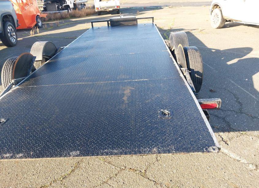 Photo 5 of 2022 Triple G 20FT AIR RIDE CAR HAUL (VIN 1G91A2023NA589163)