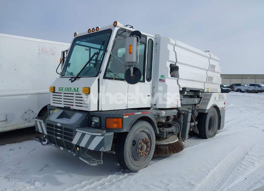 Photo 2 of 2018 Global Environmental M4 HSD (VIN 1G9GS4HL0JS462004)