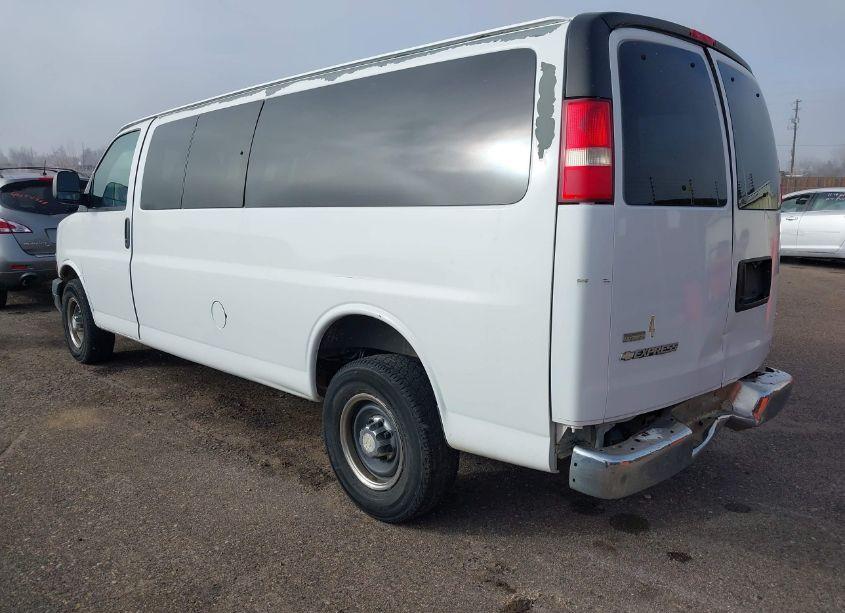Photo 3 of 2010 Chevrolet Express 3500 LT (VIN 1GA2G1DG1A1154139)