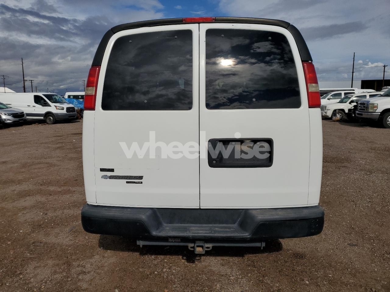 Photo 6 of 2010 CHEVROLET EXPRESS G3500 LS (VIN 1GA2GXDG0A1116453)