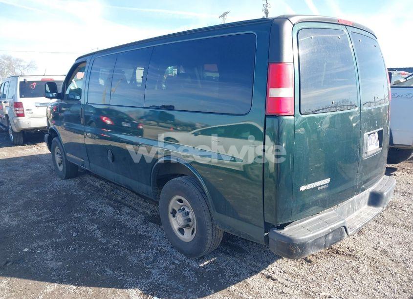 Photo 3 of 2008 Chevrolet Express LS (VIN 1GAGG25K181200576)