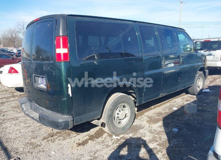 Photo 4 of 2008 Chevrolet Express LS (VIN 1GAGG25K181200576)
