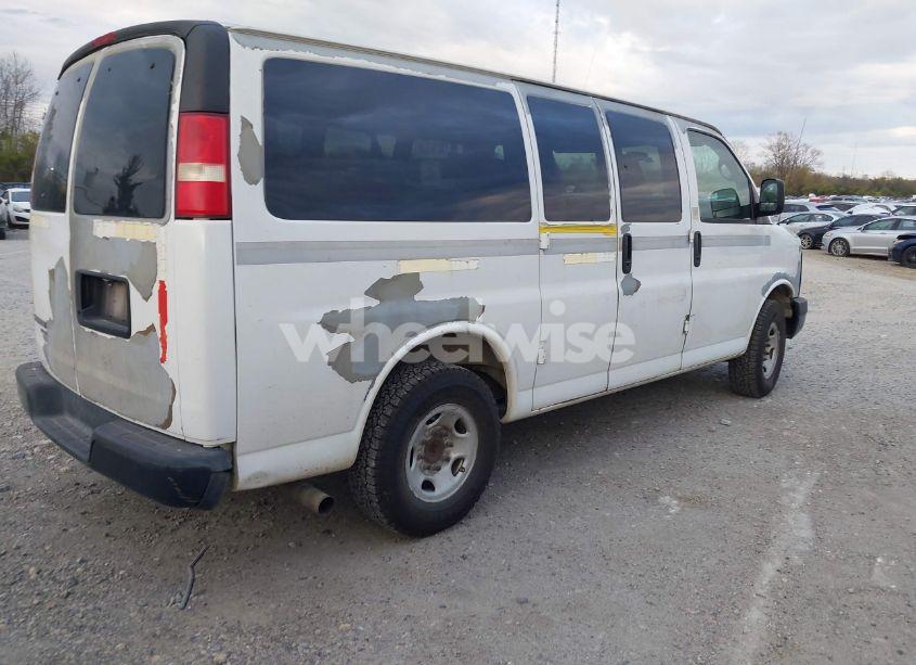 Photo 4 of 2008 Chevrolet Express LS (VIN 1GAGG25K781193262)
