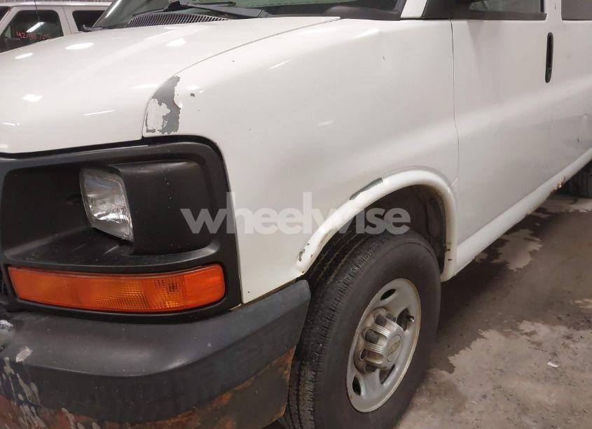 Photo 6 of 2008 Chevrolet Express LS (VIN 1GAGG25K881144622)