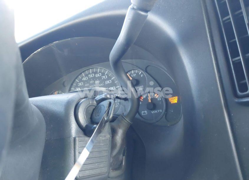 Photo 11 of 2002 Chevrolet Express (VIN 1GAGG25R121216538)