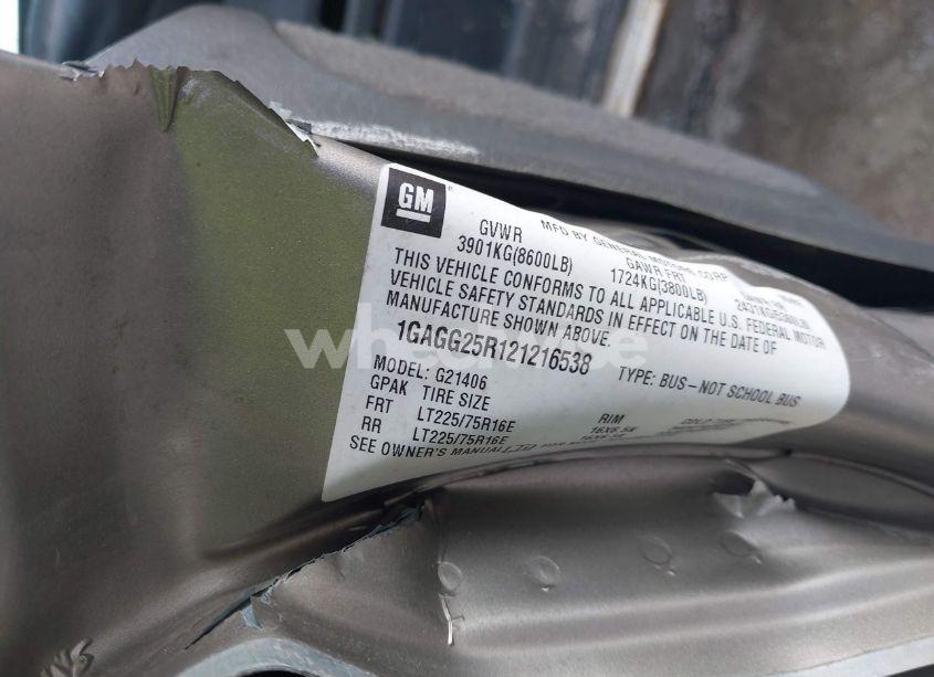 Photo 9 of 2002 Chevrolet Express (VIN 1GAGG25R121216538)