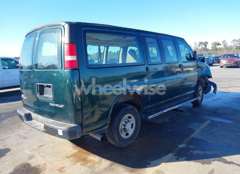 Photo 4 of 2005 Chevrolet Express (VIN 1GAGG25V251242079)