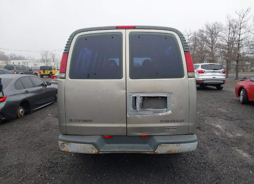 Photo 16 of 2001 Chevrolet Express (VIN 1GAGG29R611212106)