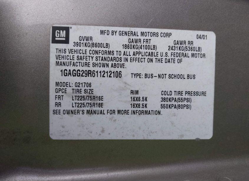 Photo 9 of 2001 Chevrolet Express (VIN 1GAGG29R611212106)