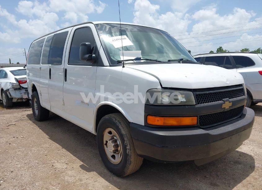2008 Chevrolet Express LS (VIN 1GAHG35K481188451) main photo