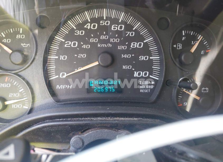 Photo 7 of 2005 Chevrolet Express (VIN 1GAHG35U651196998)