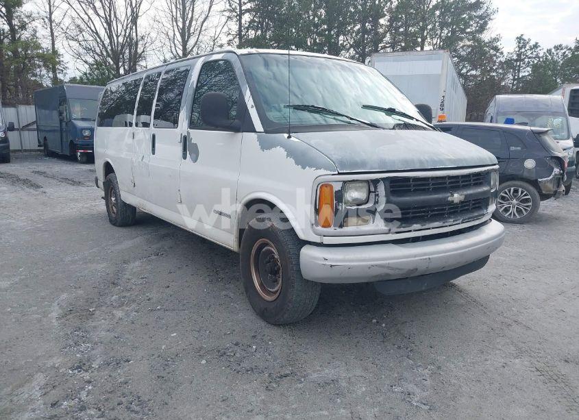 2001 Chevrolet Express (VIN 1GAHG39GX11161539) main photo