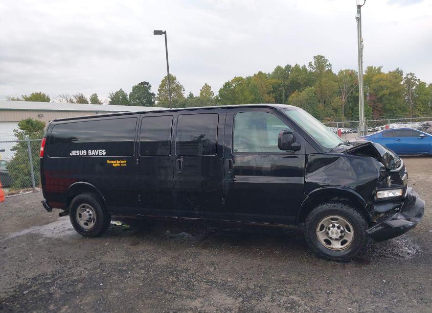 Photo 13 of 2008 Chevrolet Express LS (VIN 1GAHG39K081209421)