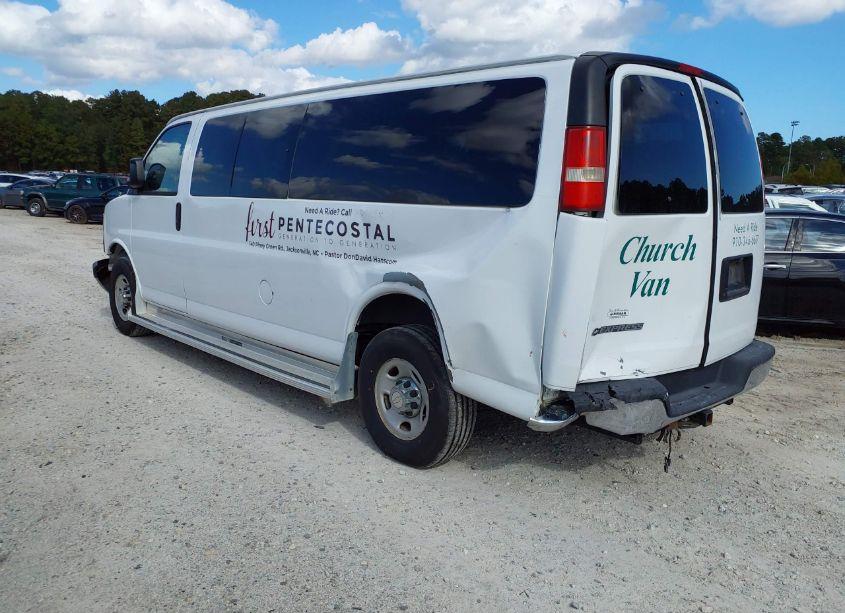 Photo 3 of 2008 Chevrolet Express LS (VIN 1GAHG39K181104340)