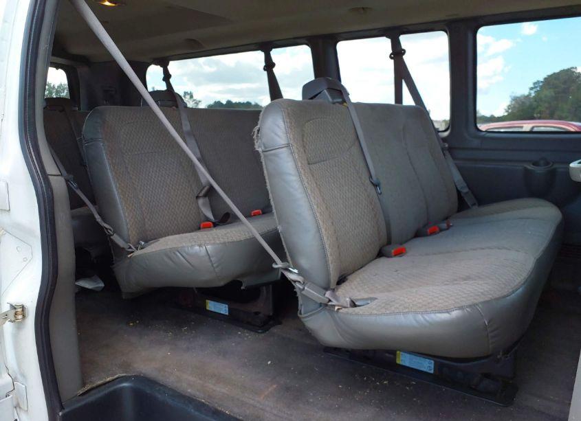 Photo 8 of 2008 Chevrolet Express LS (VIN 1GAHG39K181104340)