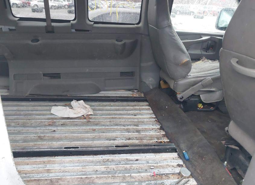 Photo 8 of 2008 Chevrolet Express LS (VIN 1GAHG39K381184482)