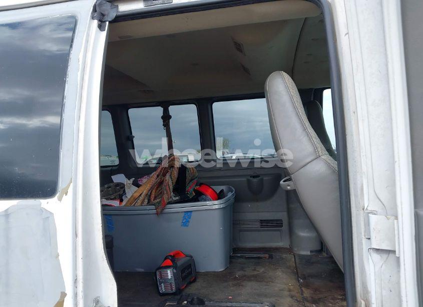 Photo 8 of 2008 Chevrolet Express LS (VIN 1GAHG39K881142695)