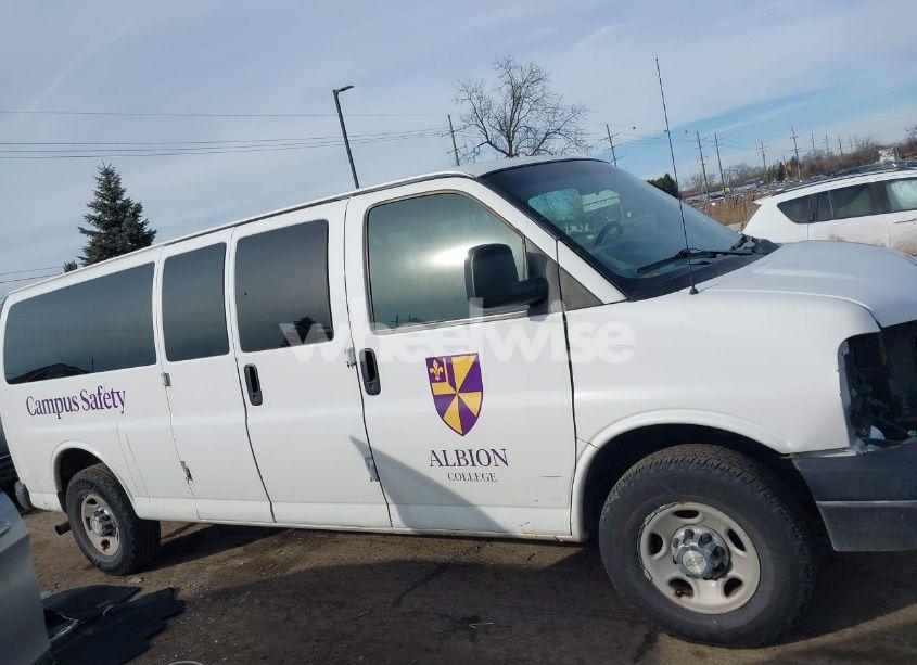 Photo 13 of 2008 Chevrolet Express LS (VIN 1GAHG39K981120740)