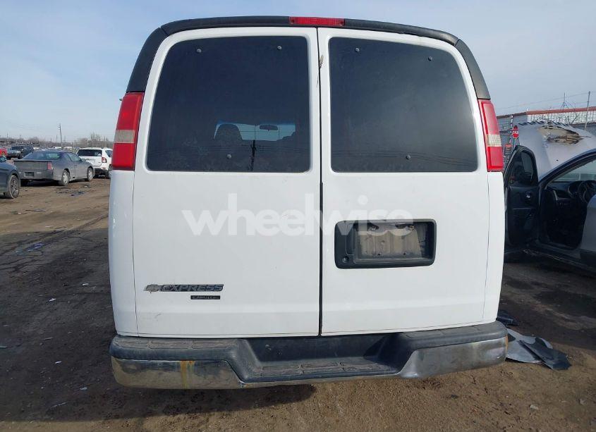 Photo 16 of 2008 Chevrolet Express LS (VIN 1GAHG39K981120740)