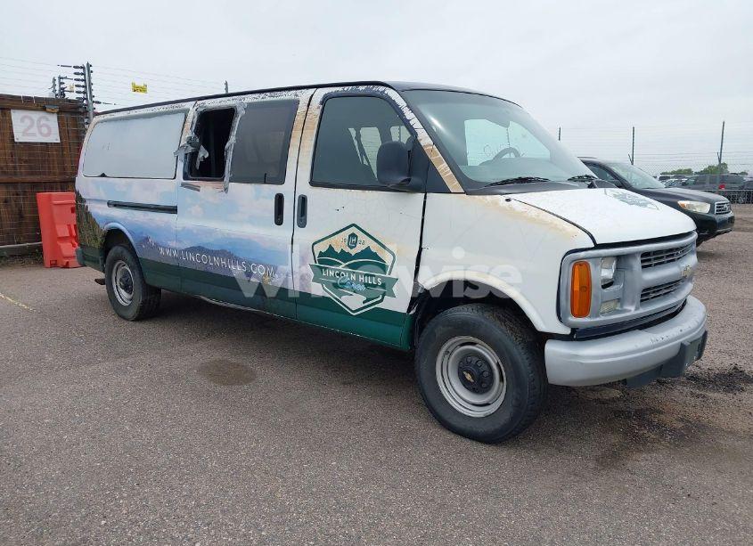 2002 Chevrolet Express (VIN 1GAHG39R121207679) main photo