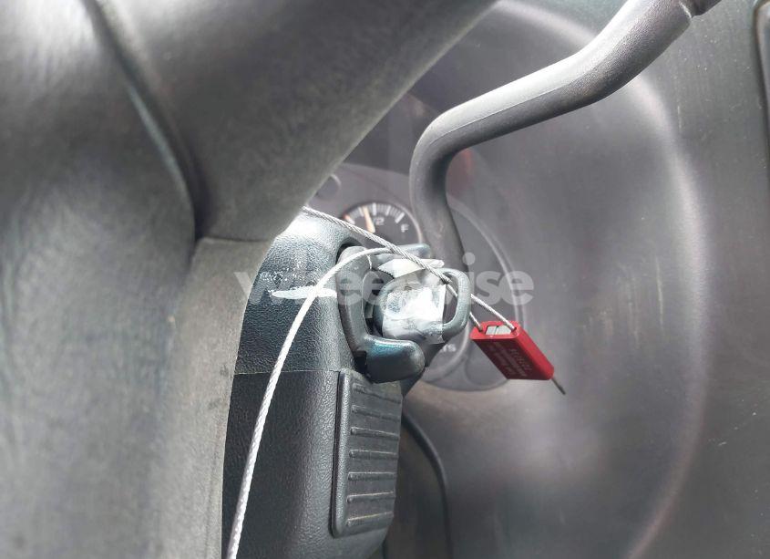 Photo 11 of 2002 Chevrolet Express (VIN 1GAHG39R121207679)
