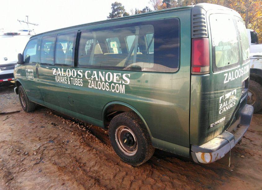 Photo 3 of 2000 Chevrolet Express (VIN 1GAHG39R8Y1117616)