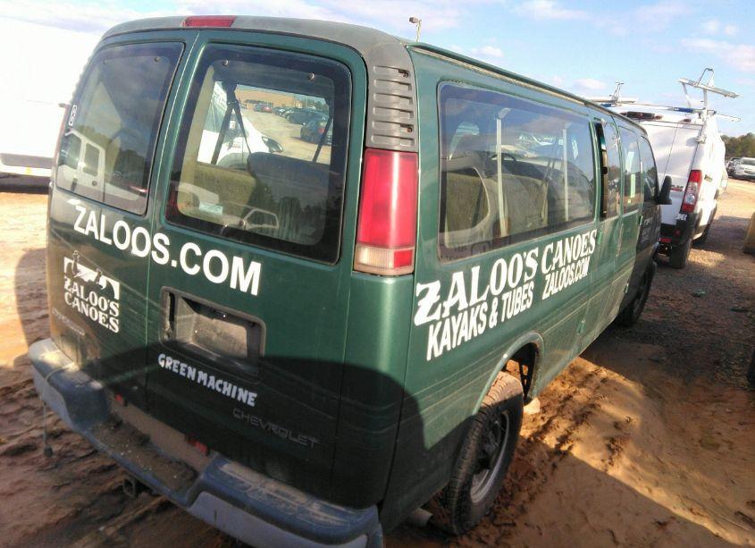 Photo 4 of 2000 Chevrolet Express (VIN 1GAHG39R8Y1117616)