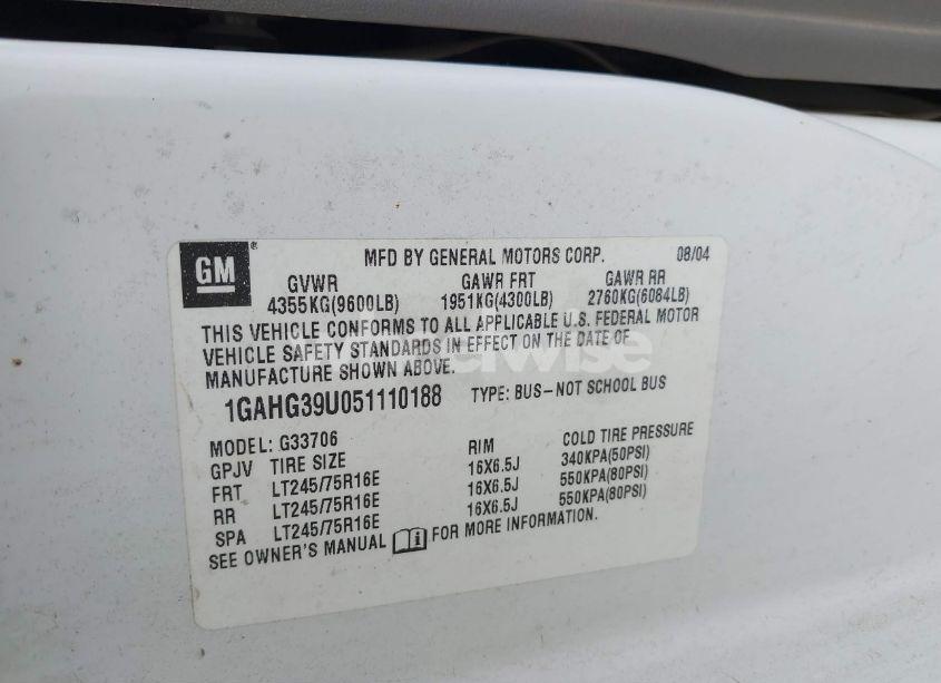 Photo 9 of 2005 Chevrolet Express (VIN 1GAHG39U051110188)