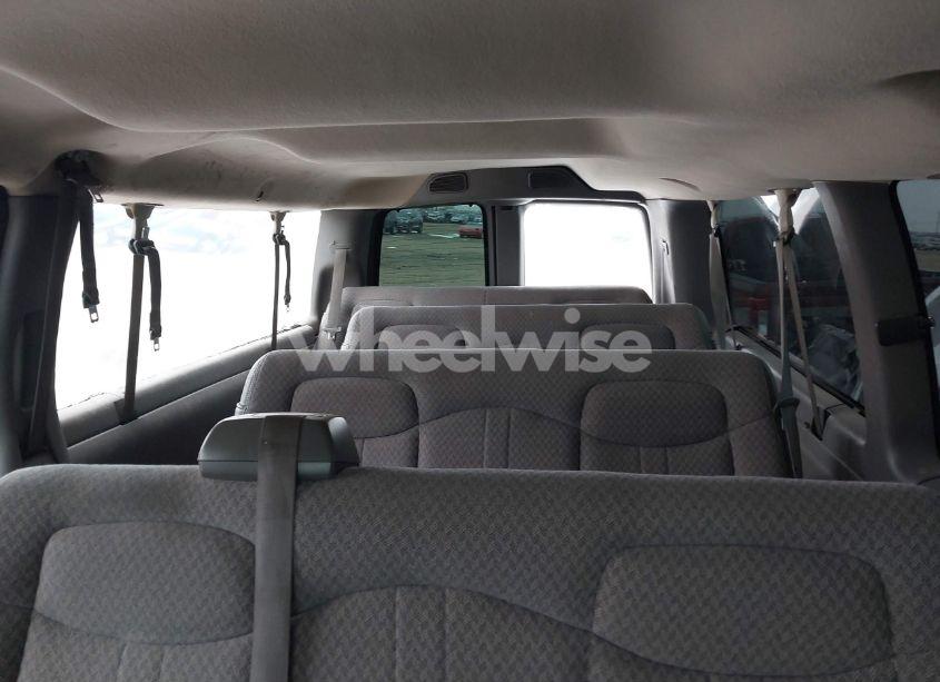 Photo 12 of 2003 Chevrolet Express (VIN 1GAHG39U131229543)
