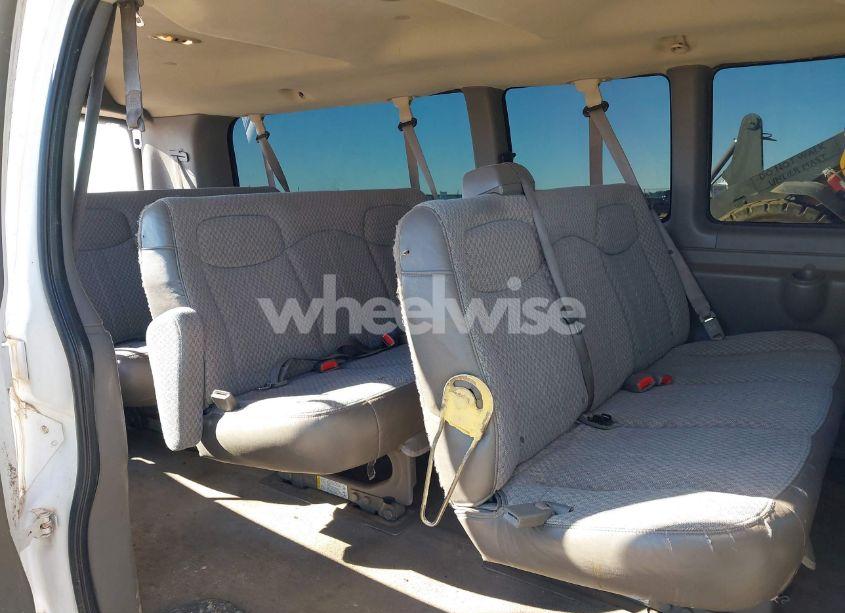 Photo 8 of 2003 Chevrolet Express (VIN 1GAHG39U131229543)