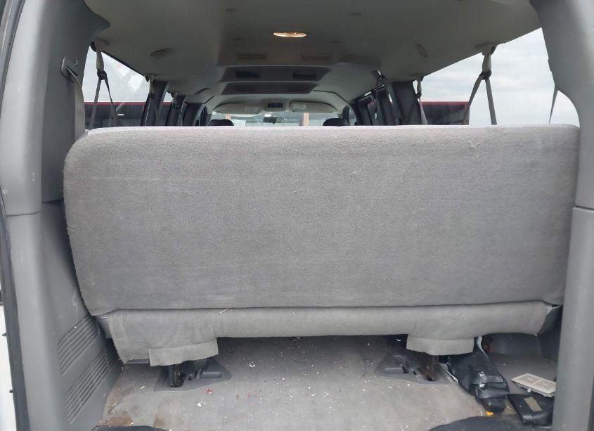 Photo 18 of 2005 Chevrolet Express (VIN 1GAHG39U151202880)