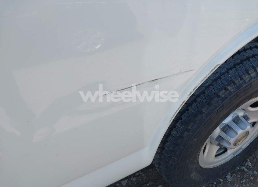 Photo 12 of 2003 Chevrolet Express (VIN 1GAHG39U331116872)