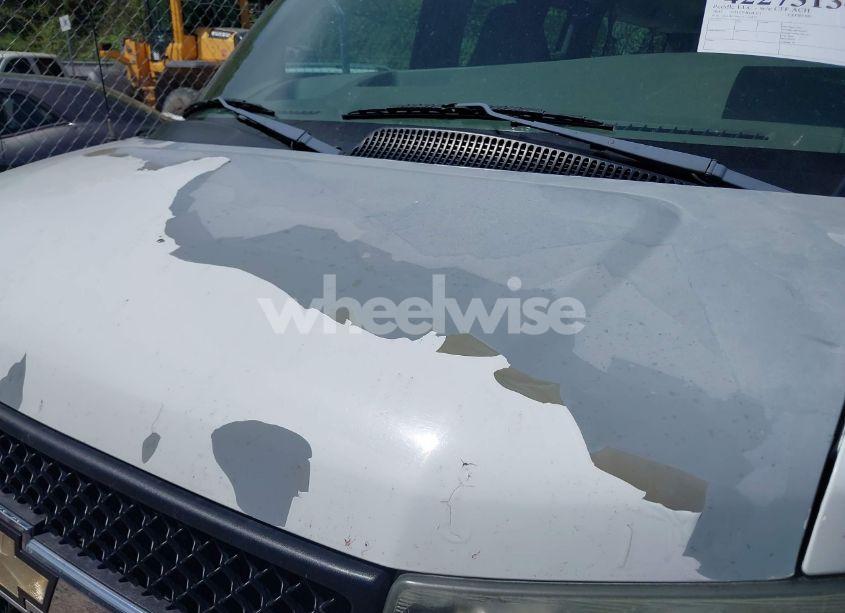 Photo 6 of 2003 Chevrolet Express (VIN 1GAHG39U331116872)