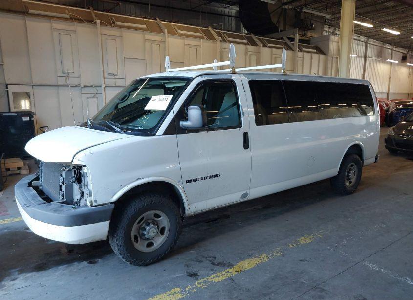 Photo 2 of 2007 Chevrolet Express LS (VIN 1GAHG39U371183316)