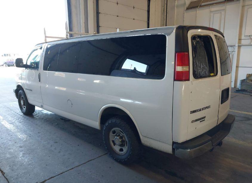 Photo 3 of 2007 Chevrolet Express LS (VIN 1GAHG39U371183316)