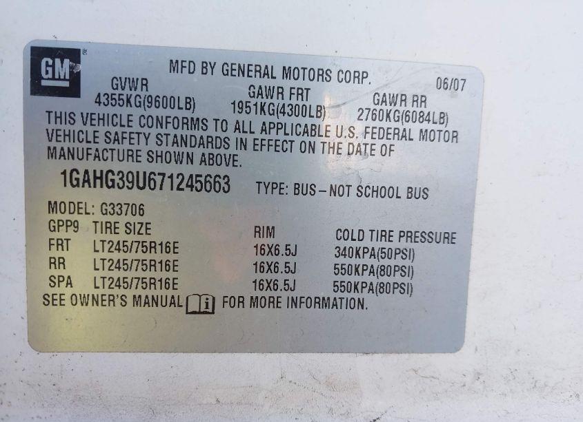 Photo 9 of 2007 Chevrolet Express LS (VIN 1GAHG39U671245663)